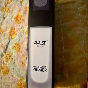 Illuminating Primer - White
